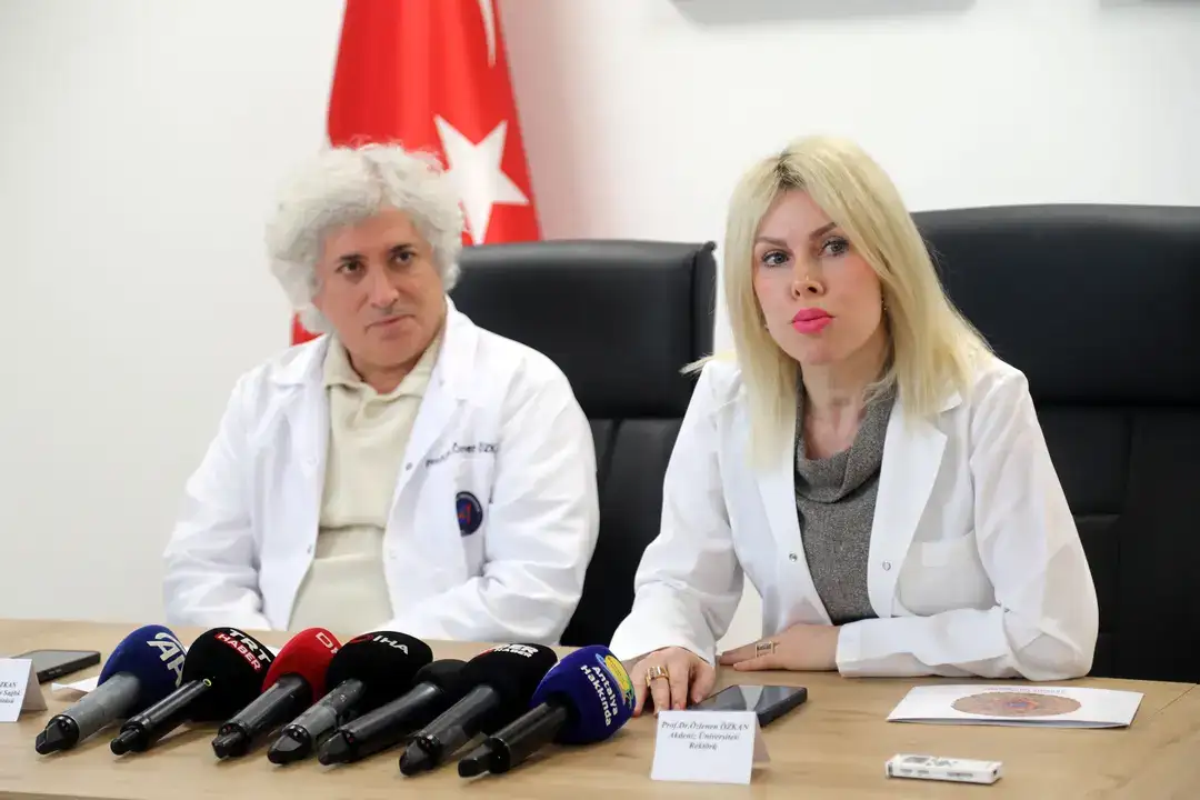 Lösemi ve Lenfomada Çığır Açan Tedavi Yöntemi Akdeniz Üniversitesi’nde 5